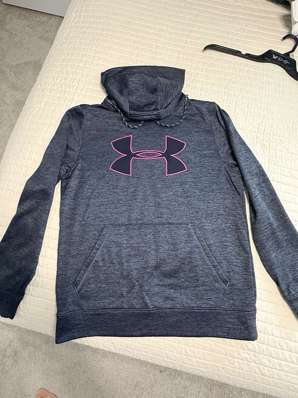 Under Armour Women’s Pullover Hoodie | Loose Small | Grey With Pink
